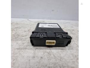 Gebruikte Climatronic module Renault Zoé (AG) R135 Prijs € 45,00 Margeregeling aangeboden door de Nollen autorecycling