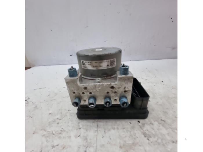 Gebruikte ABS Pomp BMW 1 serie (F20) 116d 1.5 12V TwinPower Prijs € 109,00 Margeregeling aangeboden door autodemontage denollen