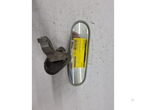Gebruikte Spiegel binnen Opel Agila (B) 1.0 12V ecoFLEX Prijs € 25,00 Margeregeling aangeboden door de Nollen autorecycling