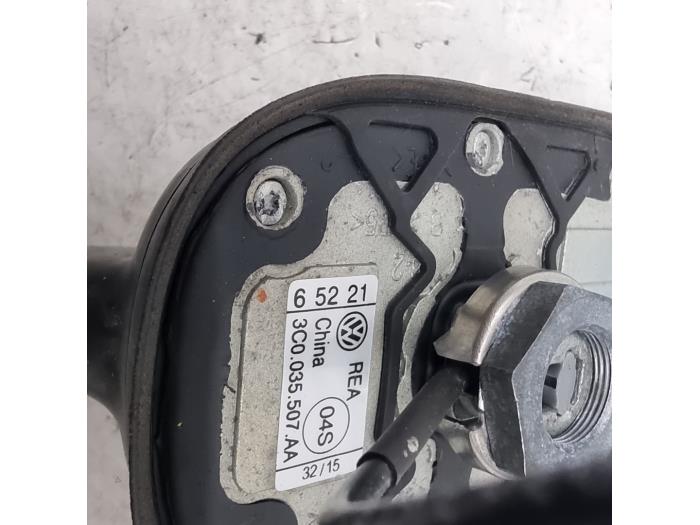 Gebruikte Antenne Volkswagen Tiguan (5N1/2) 2.0 TDI 16V Blue Motion Prijs € 25,00 Margeregeling aangeboden door autodemontage denollen
