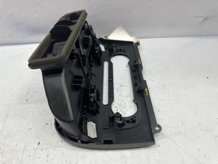 Luchtrooster Dashboard van een Seat Altea XL (5P5) 2.0 TDI 16V 2015