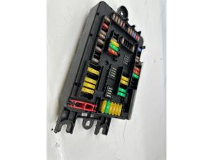 Gebruikte Zekeringkast BMW 1 serie (F20) 116i 1.5 12V Prijs € 19,00 Margeregeling aangeboden door de Nollen autorecycling