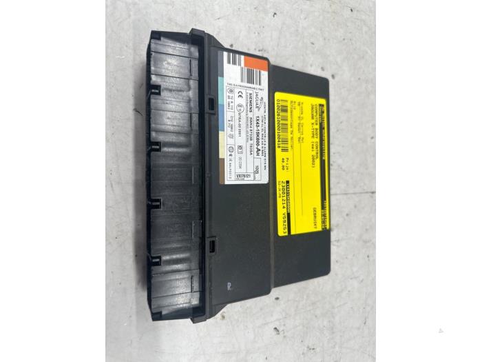 Gebruikte Computer Body Control Jaguar X-type 2.5 V6 24V Prijs € 40,00 Margeregeling aangeboden door autodemontage denollen