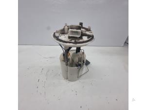 Gebruikte Tank element Pomp Opel Corsa D 1.2 16V Prijs € 39,99 Margeregeling aangeboden door de Nollen autorecycling