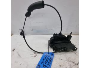 Gebruikte Slotmechaniek Portier 4Deurs rechts-voor Renault Grand Scénic III (JZ) 1.4 16V TCe 130 Prijs € 30,00 Margeregeling aangeboden door de Nollen autorecycling