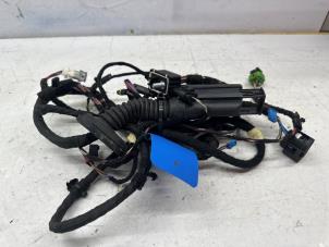 Gebruikte Bedrading Compleet Elektrisch Mini Countryman (F60) 1.5 TwinPower Turbo 12V Cooper SE ALL4 Prijs € 50,00 Margeregeling aangeboden door de Nollen autorecycling