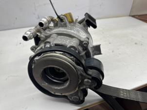 Gebruikte Dynamo Mini Countryman (F60) 1.5 TwinPower Turbo 12V Cooper SE ALL4 Prijs € 375,00 Margeregeling aangeboden door de Nollen autorecycling