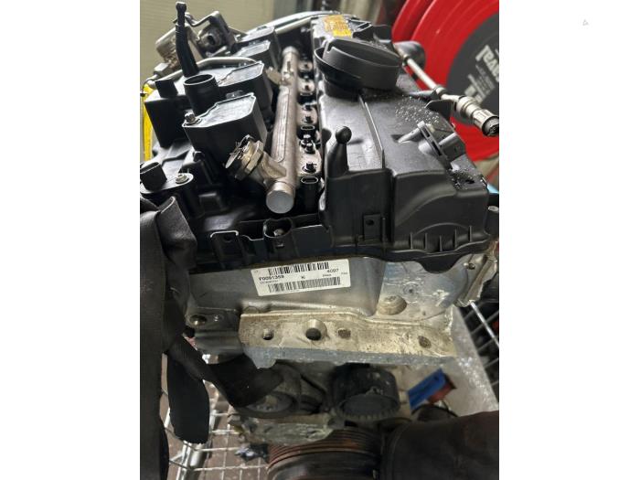 Motor van een MINI Mini Cabrio (F57) 2.0 16V Cooper S 2017