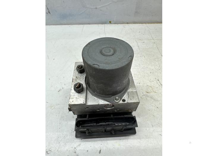 Gebruikte ABS Pomp Mercedes A (W169) 2.0 A-180 CDI 16V 5-Drs. Prijs € 47,00 Margeregeling aangeboden door autodemontage denollen
