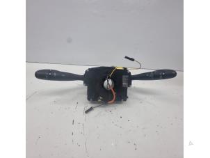 Gebruikte Combischakelaar Stuurkolom Citroen C2 (JM) 1.1 Prijs € 50,00 Margeregeling aangeboden door de Nollen autorecycling