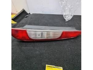 Gebruikte Achterlicht rechts Ford Focus C-Max 1.6 16V Prijs € 30,00 Margeregeling aangeboden door de Nollen autorecycling