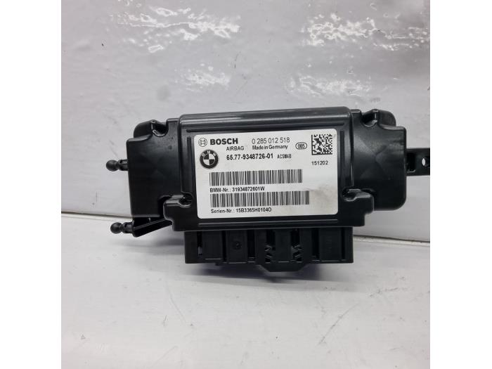 Airbag Module van een BMW 1 serie (F20) 116i 1.5 12V 2017