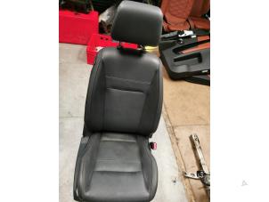Gebruikte Voorstoel rechts Ford Ranger 2.2 TDCi 16V 150 4x4 Prijs op aanvraag aangeboden door de Nollen autorecycling