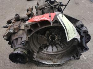 Gebruikte Versnellingsbak Volkswagen Golf IV (1J1) 1.4 16V Prijs € 200,00 Margeregeling aangeboden door de Nollen autorecycling