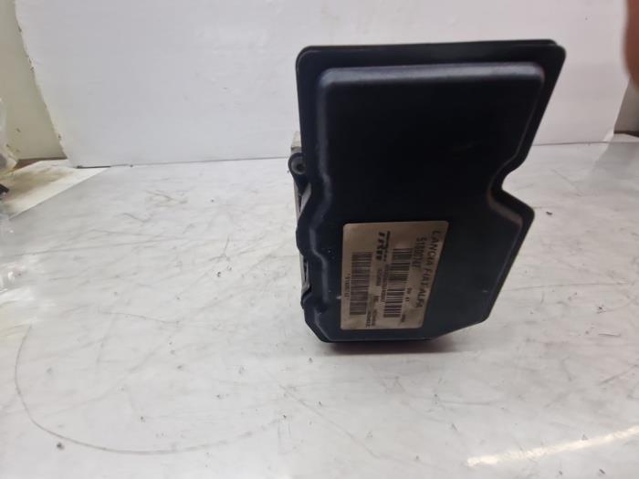 ABS Pomp van een Fiat Croma (194) 1.8 MPI 16V 2008