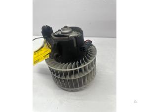 Gebruikte Chaufage Ventilatiemotor Mercedes Vaneo (W414) 1.6 Prijs € 35,00 Margeregeling aangeboden door de Nollen autorecycling
