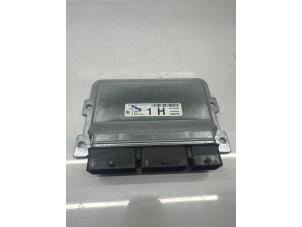 Gebruikte Computer Motormanagement Renault Twingo III (AH) ZE R80 Prijs € 175,00 Margeregeling aangeboden door de Nollen autorecycling