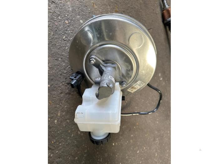 Rembekrachtiger van een Renault Twingo III (AH) ZE R80 2022