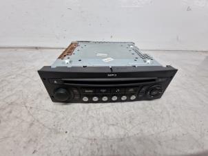 Gebruikte Radio CD Speler Citroen C4 Grand Picasso (UA) 2.0 16V Autom. Prijs € 59,95 Margeregeling aangeboden door de Nollen autorecycling