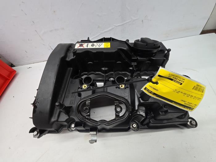 Gebruikte Kleppendeksel BMW 1 serie (F20) 118i 1.5 TwinPower 12V Prijs op aanvraag aangeboden door autodemontage denollen