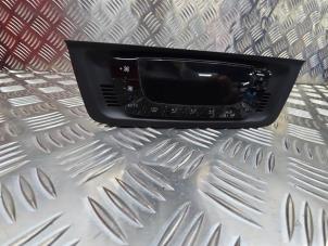 Gebruikte Climatronic Paneel Seat Ibiza ST (6J8) 1.2 TDI Ecomotive Prijs € 49,95 Margeregeling aangeboden door de Nollen autorecycling