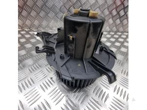 Gebruikte Chaufage Ventilatiemotor Citroen Jumpy (G9) 2.0 HDI 120 16V Prijs € 35,00 Margeregeling aangeboden door de Nollen autorecycling