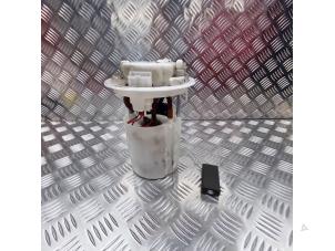 Gebruikte Brandstofpomp Elektrisch Peugeot 207/207+ (WA/WC/WM) 1.4 Prijs € 45,00 Margeregeling aangeboden door de Nollen autorecycling