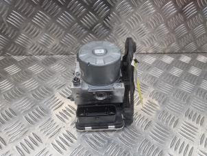 Gebruikte ABS Pomp Skoda Octavia Combi (5EAC) 2.0 TSI RS 245 16V Prijs op aanvraag aangeboden door de Nollen autorecycling