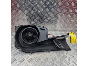 Gebruikte Chaufage Ventilatiemotor Renault Twingo (C06) 1.2 Prijs € 40,00 Margeregeling aangeboden door de Nollen autorecycling