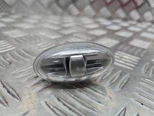 Gebruikte Knipperlicht Scherm rechts-voor Citroen C1 1.0 12V VVT-i Prijs € 10,00 Margeregeling aangeboden door de Nollen autorecycling