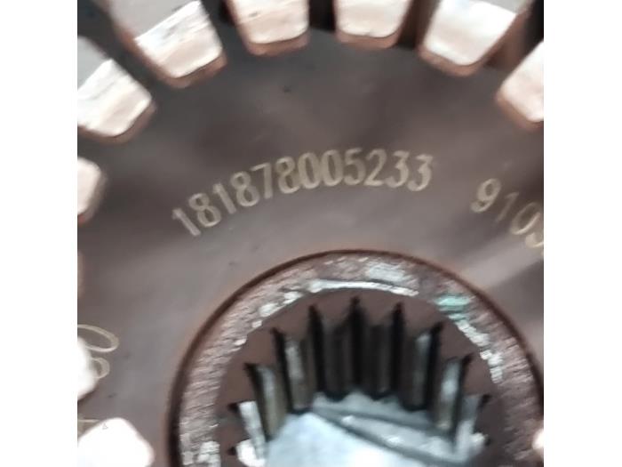 Koppelingsset (compleet) van een Peugeot 308 SW (4E/H) 1.4 VTI 16V 2011