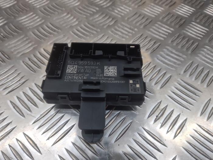 Computer Body Control van een Skoda Octavia Combi (5EAC) 2.0 TSI RS 245 16V 2020