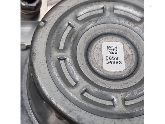 ABS Pomp van een Audi A3 Sportback (8VA/8VF) 1.5 30 g-tron 16V 2020