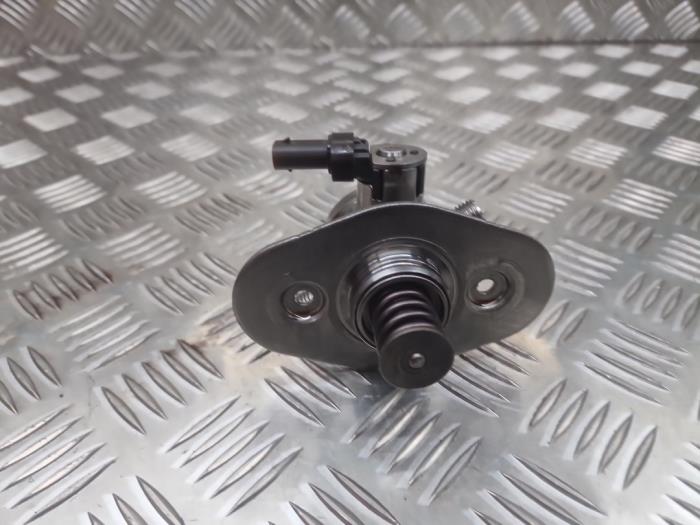 Gebruikte Hogedrukpomp BMW 1 serie (F20) M140i 3.0 24V Van Prijs € 75,00 Margeregeling aangeboden door autodemontage denollen
