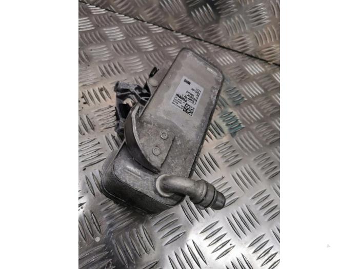 Oliekoeler van een BMW 1 serie (F20) M140i 3.0 24V Van 2019