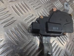 Gebruikte Motor Centrale Deurvergrendeling Kia Picanto (BA) 1.1 12V Prijs € 30,00 Margeregeling aangeboden door de Nollen autorecycling