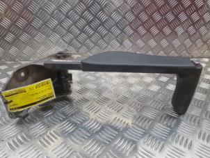 Gebruikte Handrem Mechaniek Renault Kangoo Express (FW) 1.5 dCi 90 FAP Prijs € 75,00 Margeregeling aangeboden door de Nollen autorecycling