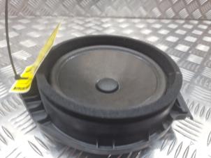 Gebruikte Speaker Opel Insignia 1.8 16V Ecotec Prijs € 25,00 Margeregeling aangeboden door de Nollen autorecycling