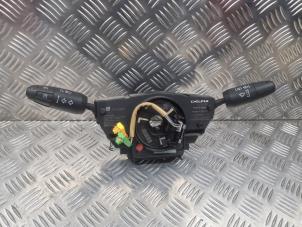 Gebruikte Licht + Raw Schakelaar Opel Corsa D 1.6i OPC 16V Turbo Prijs € 35,00 Margeregeling aangeboden door de Nollen autorecycling