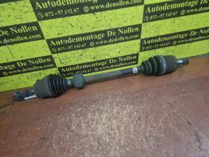 Gebruikte Aandrijfas links-voor Opel Agila (A) 1.0 12V Prijs € 45,00 Margeregeling aangeboden door de Nollen autorecycling