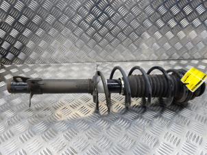 Gebruikte Mac Phersonpoot links-voor Peugeot 108 1.0 12V VVT-i Prijs € 60,00 Margeregeling aangeboden door de Nollen autorecycling