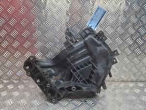 Gebruikte Inlaatspruitstuk Smart Fortwo Coupé (451.3) 1.0 Micro Hybrid Drive Prijs € 150,00 Margeregeling aangeboden door de Nollen autorecycling