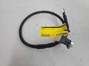 Gebruikte Accupool Mercedes GLA (156.9) 1.6 180 16V Prijs € 30,00 Margeregeling aangeboden door de Nollen autorecycling