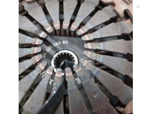 Gebruikte Koppelingsset (compleet) Citroen C4 Cactus (0B/0P) 1.2 PureTech 82 12V Prijs € 75,00 Margeregeling aangeboden door de Nollen autorecycling