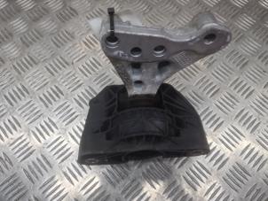 Gebruikte Motorrubber Citroen C4 Cactus (0B/0P) 1.2 PureTech 82 12V Prijs € 20,00 Margeregeling aangeboden door de Nollen autorecycling