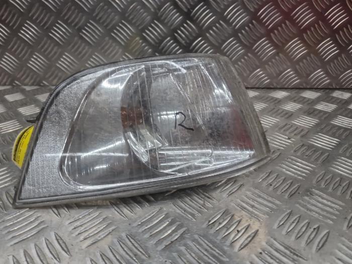 Gebruikte Clignoteur rechts Volvo V40 (VW) 1.8 16V Prijs € 15,00 Margeregeling aangeboden door autodemontage denollen