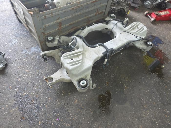 Subframe van een Land Rover Range Rover Sport (LW) 3.0 SDV6 2020