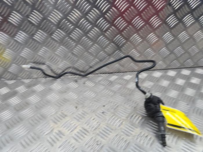 Gebruikte Koppeling Hulp Cilinder Dacia Sandero II 0.9 TCE 12V Prijs € 30,00 Margeregeling aangeboden door autodemontage denollen