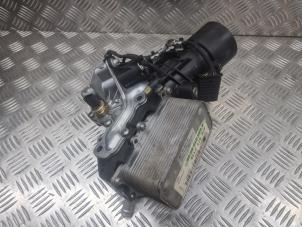 Gebruikte Oliekoeler Mercedes A (177.0) 2.0 A-200d Prijs € 175,00 Margeregeling aangeboden door de Nollen autorecycling