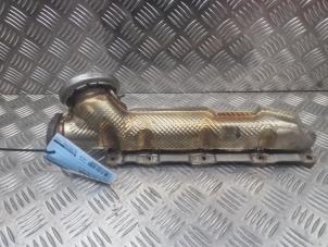 Gebruikte Spruitstuk Uitlaat Mercedes A (177.0) 2.0 A-200d Prijs € 125,00 Margeregeling aangeboden door de Nollen autorecycling